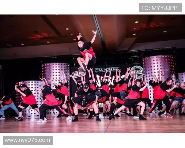 深圳街舞队的风格变迁与舞者成长的得失分析