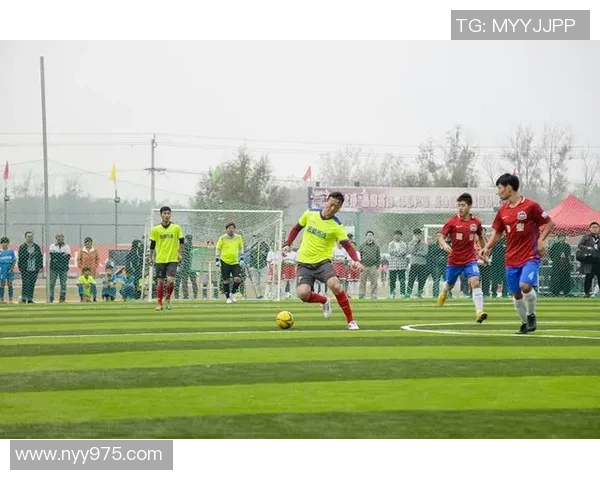 杰杰足球引领青少年足球热潮助力梦想成真与未来之路共成长